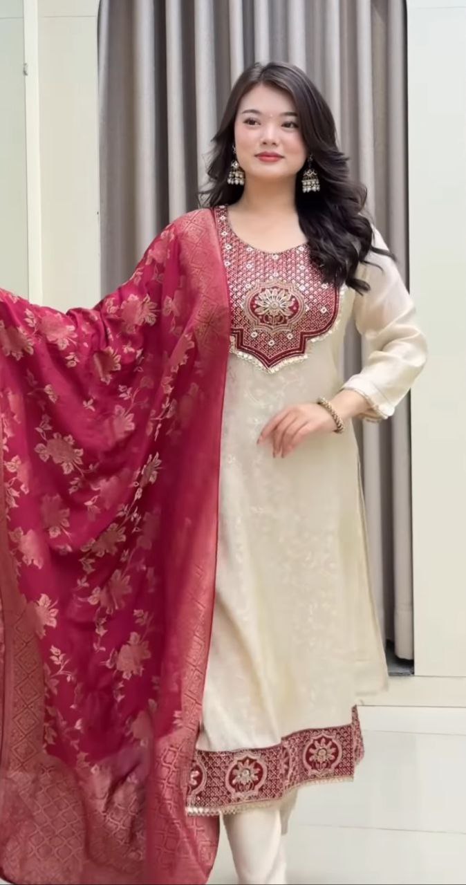 Designer Banarasi Suit Set with Zari Jacquard Dupatta | Festiwo Ethnic Wear
